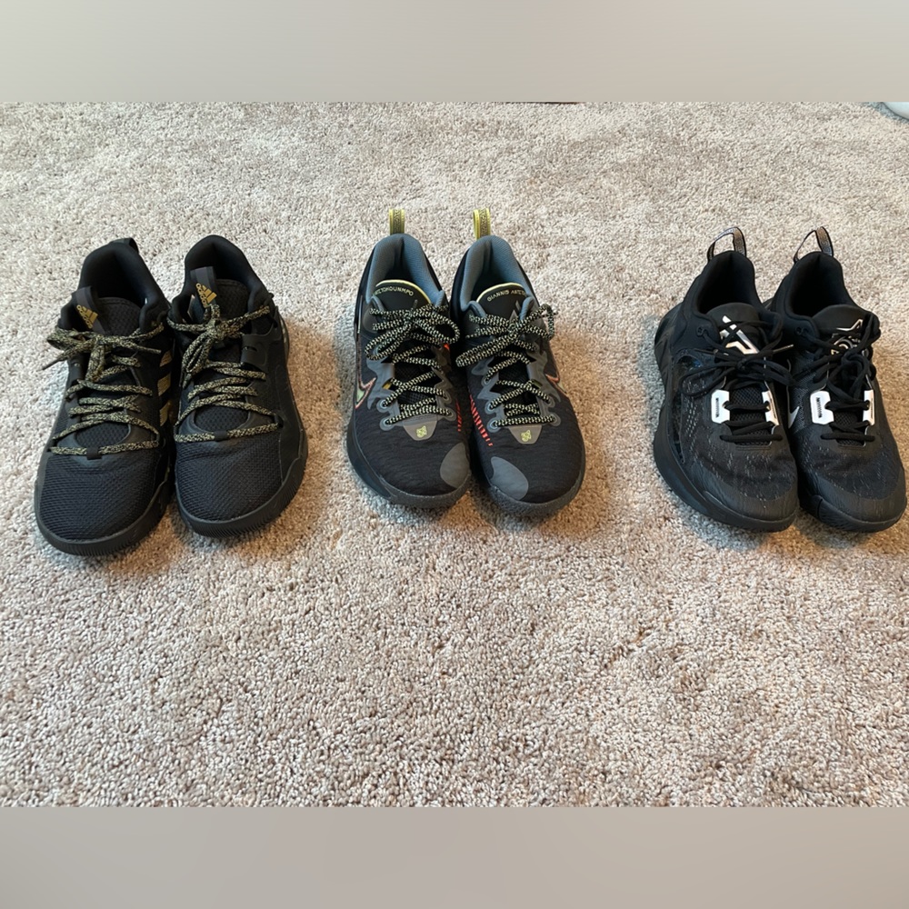Men’s size 11 shoe lot